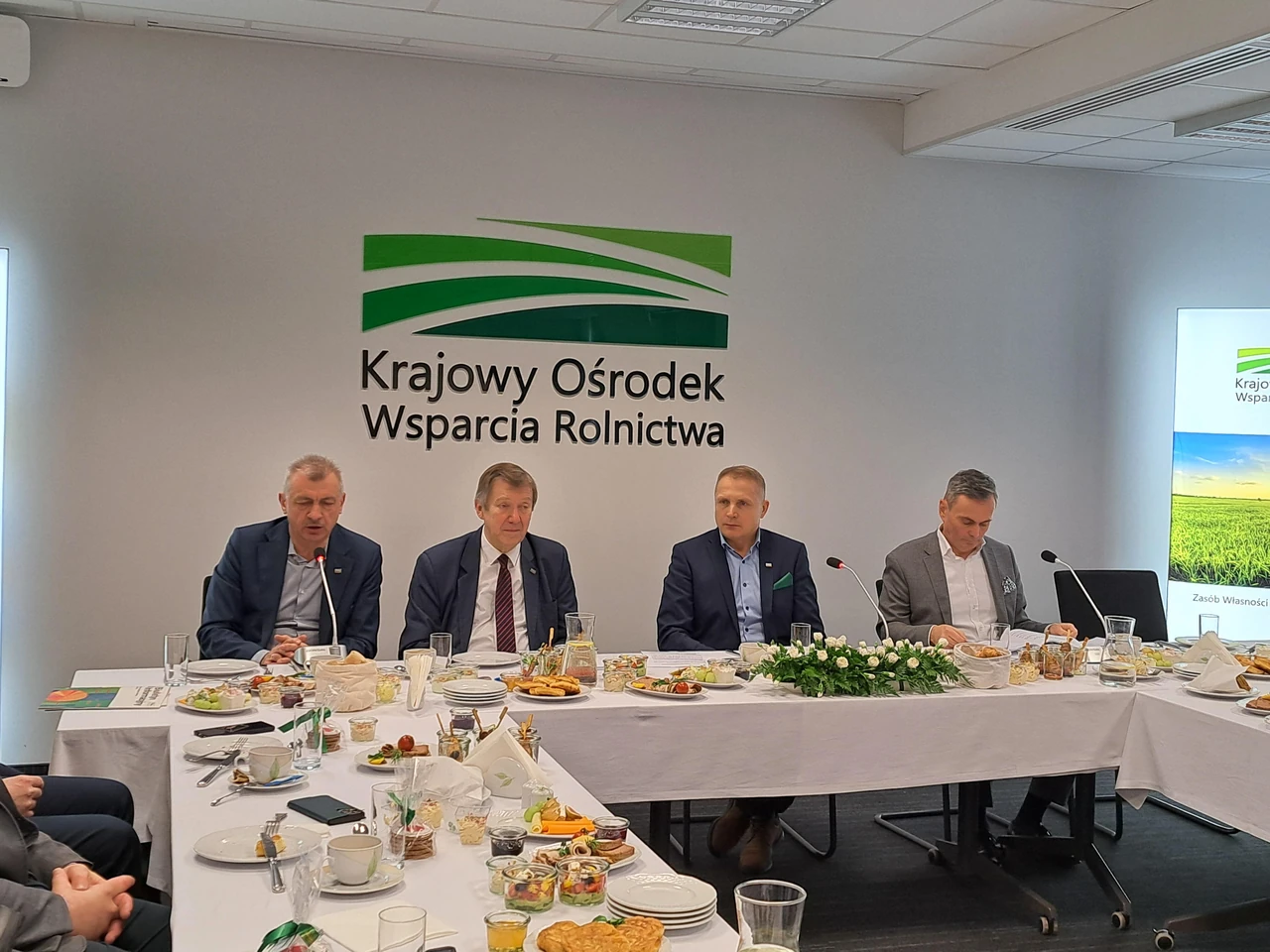 Co to jest KOWR? Rola Krajowego Ośrodka Wsparcia Rolnictwa