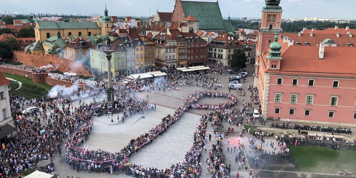 Czy 1 sierpnia jest dniem wolnym od pracy? Sprawdź aktualny status prawny