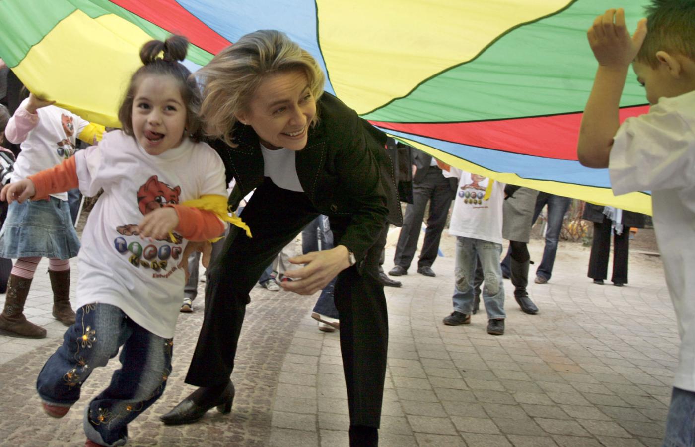 Ile dzieci ma Ursula von der Leyen? Siedmioro serc w europejskiej rodzinie