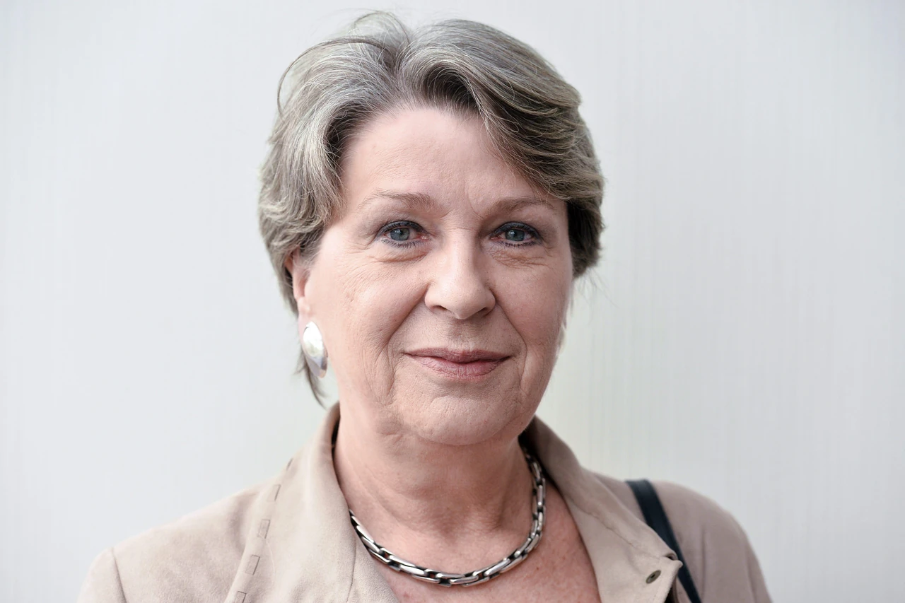 Irena Eris wiek – ile lat ma dziś ikona polskiego kosmetyku?