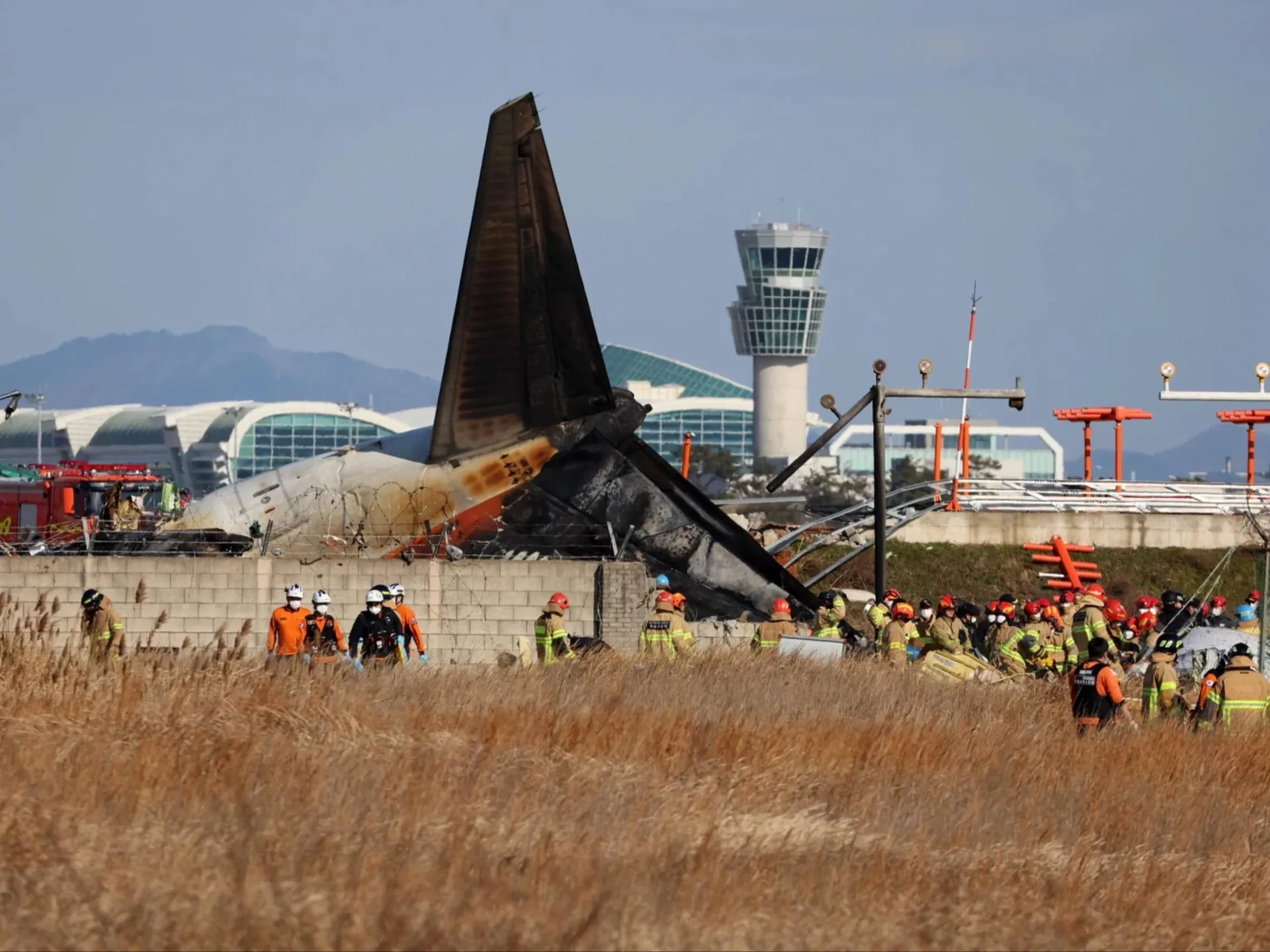 Katastrofa samolotu w Korei Południowej: lot Jeju Air 2216 na lotnisku w Muan