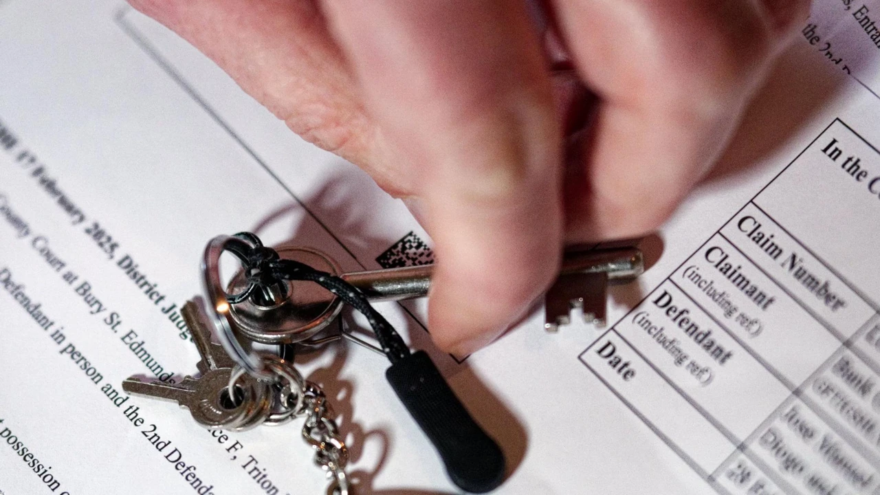 Lokatorów wyrzucić pomogę – kompleksowy przewodnik po legalnej eksmisji najemcy w Polsce 2026