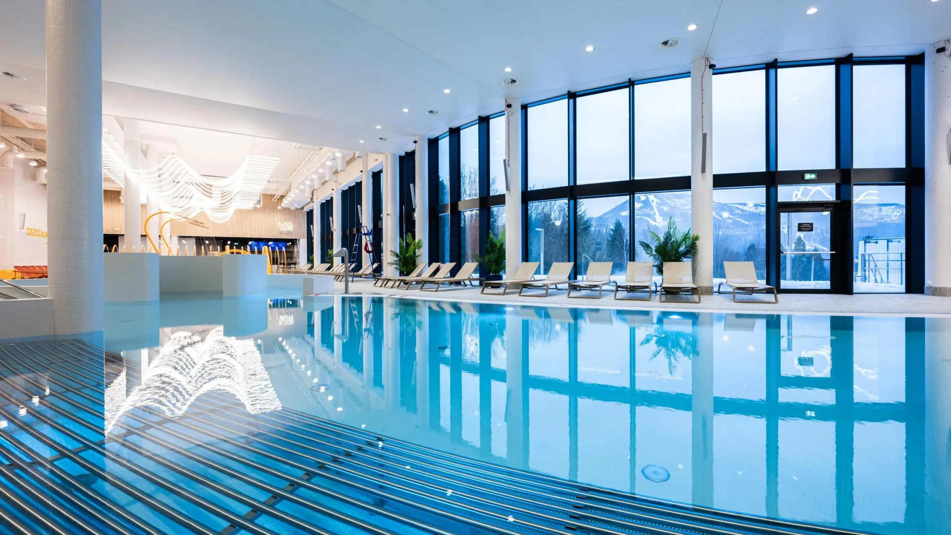 Mercure Szczyrk Resort zdjęcia – wnętrza, baseny i panoramy Skrzycznego