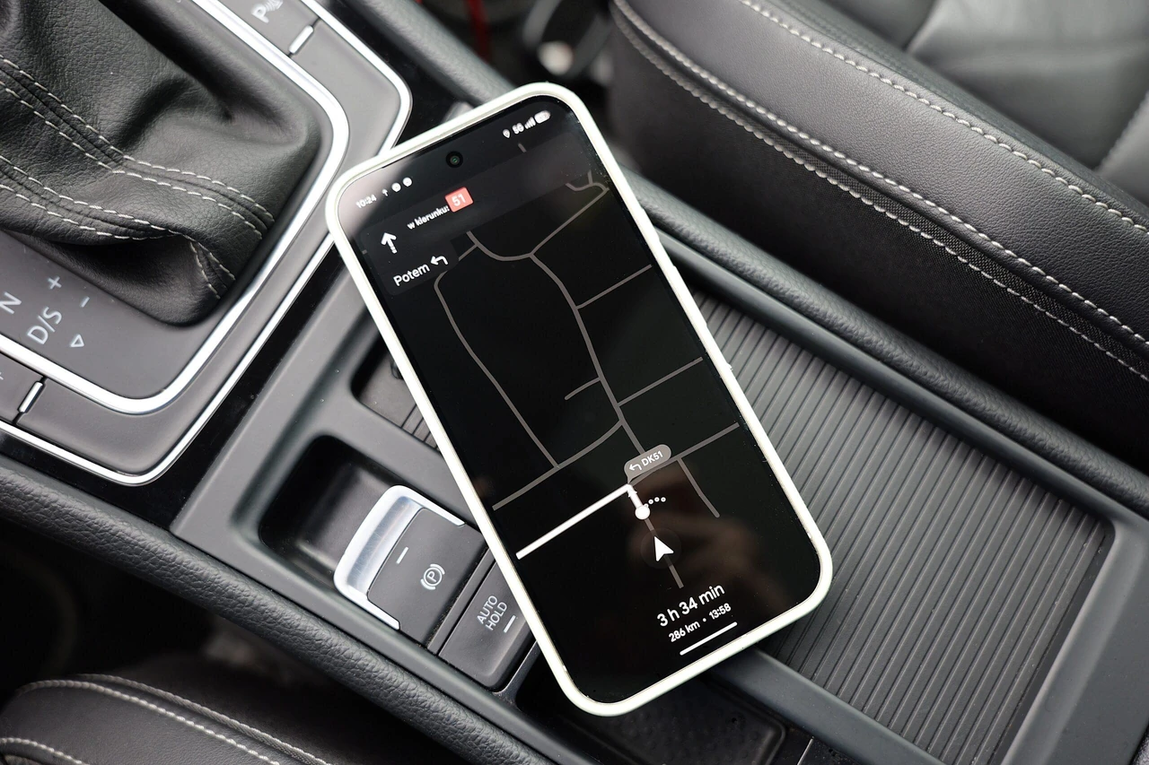 Nowe mapy Google z Gemini i immersyjną nawigacją