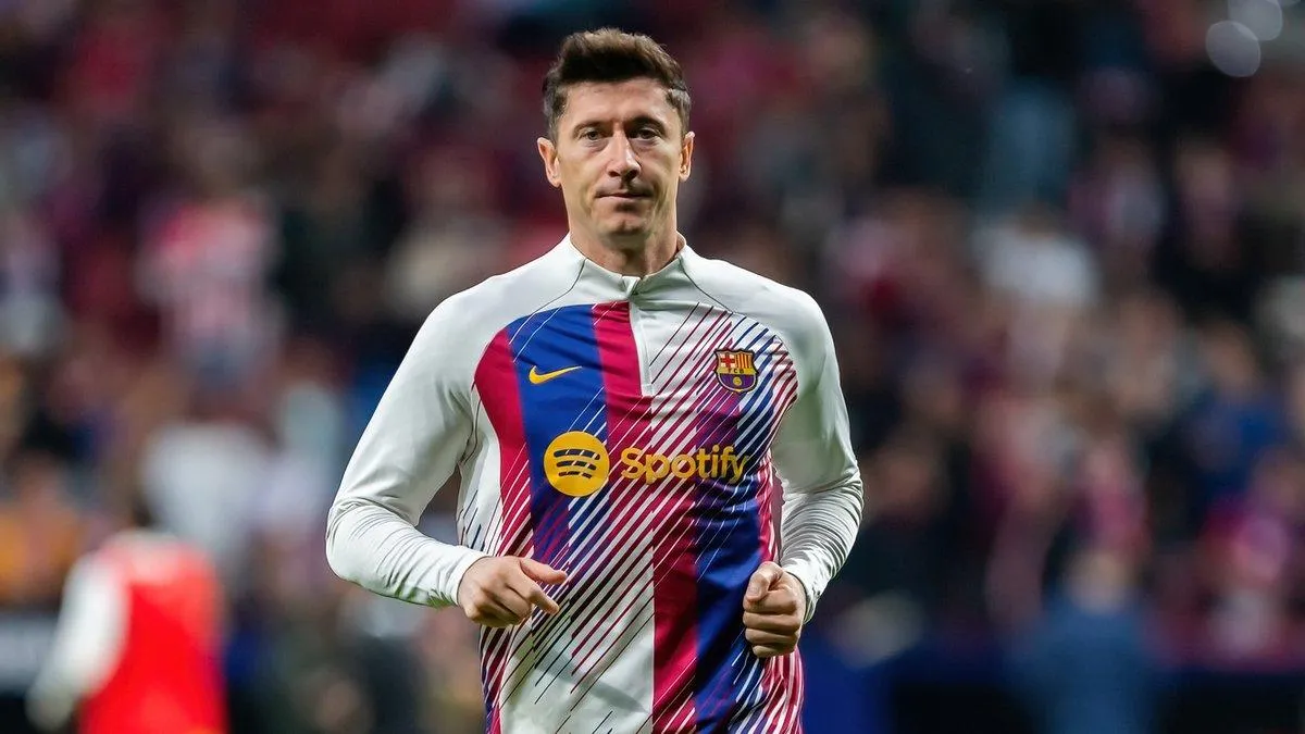 r. lewandowski – biografia, kariera i legenda polskiego futbolu