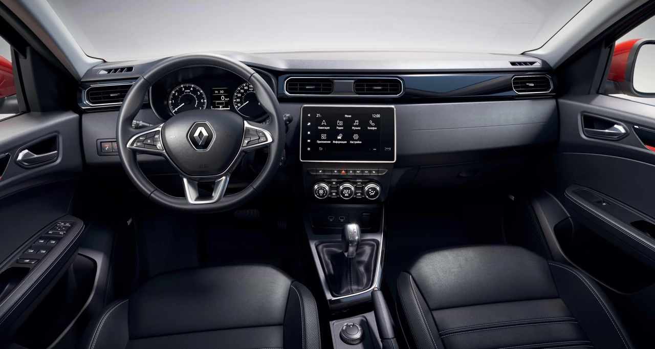 Renault Arkana wnętrze: harmonia stylu i funkcjonalności w kabinie coupe
