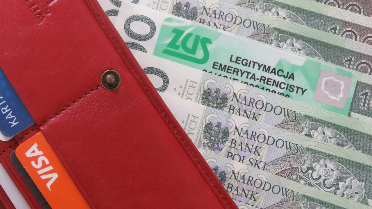 Ile emeryt może dorobić do emerytury w 2026 roku – aktualne limity ZUS
